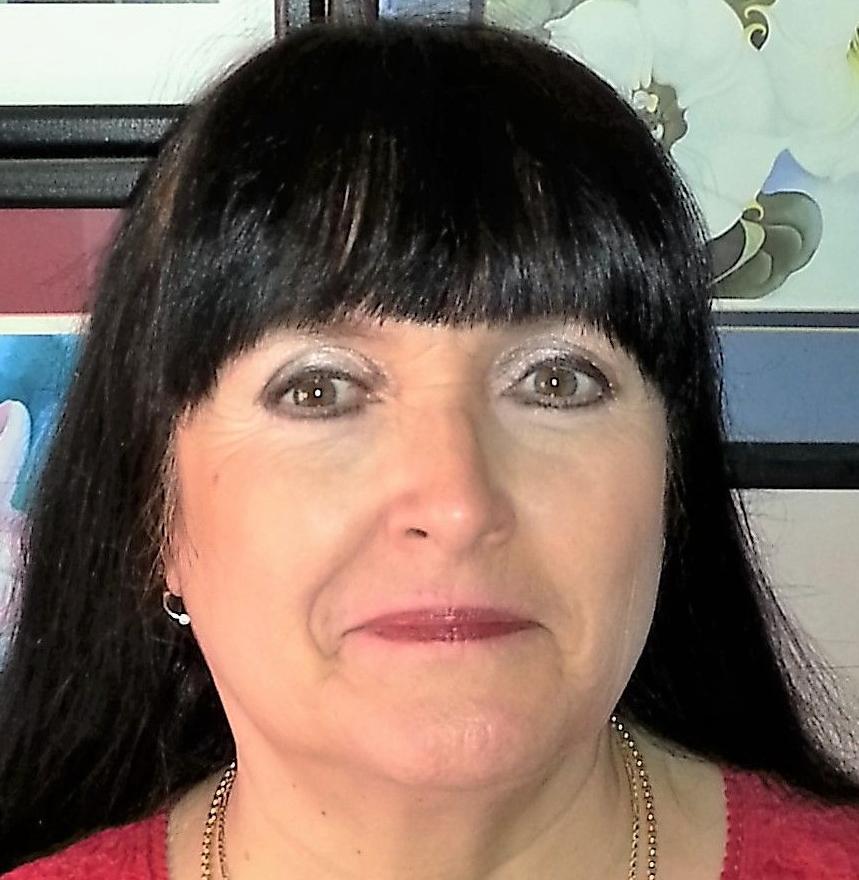 Sylvia Campoy (LE)